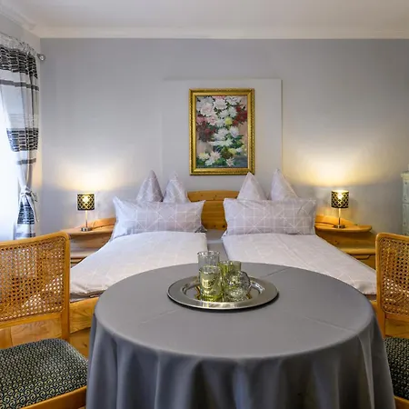 Apartament Rustikale